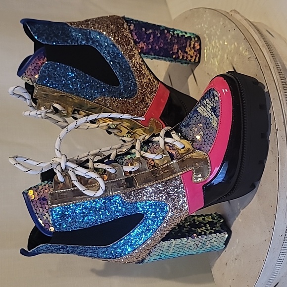 NEW Cape Robbin Nell Heeled Boots  Sparkly Sequin PlatformChelsea Boots Wo - Picture 9 of 15